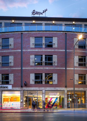 Exterior & Views 1, Roomzzz Leeds City Centre, Leeds