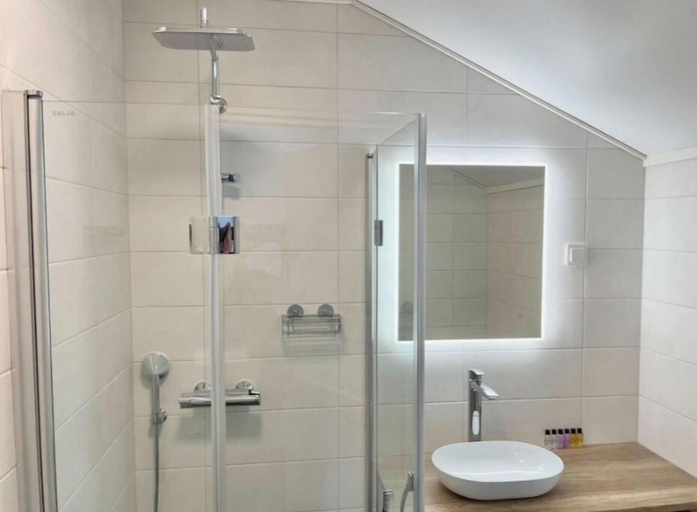 Bathroom 3, Radalla Resort, Kymenlaakso