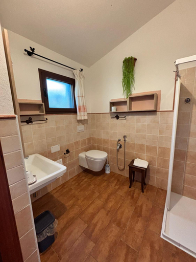 Bathroom, Oasi Muru Idda, Nuoro