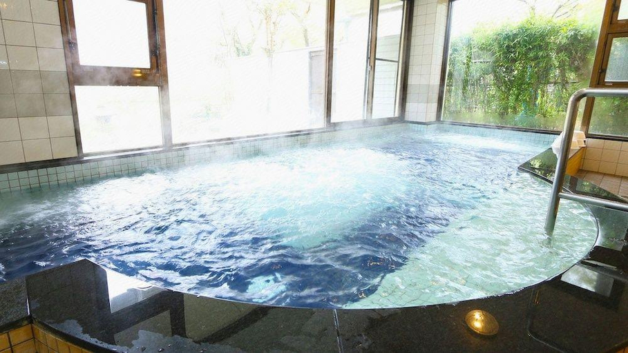 2, Dochu Land Shin Onsen, Awa