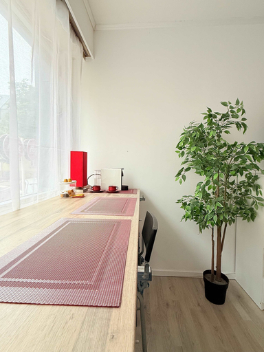 Room 3, Cozy Studio Just Steps From Luxembourg Train Station, Luxembourg