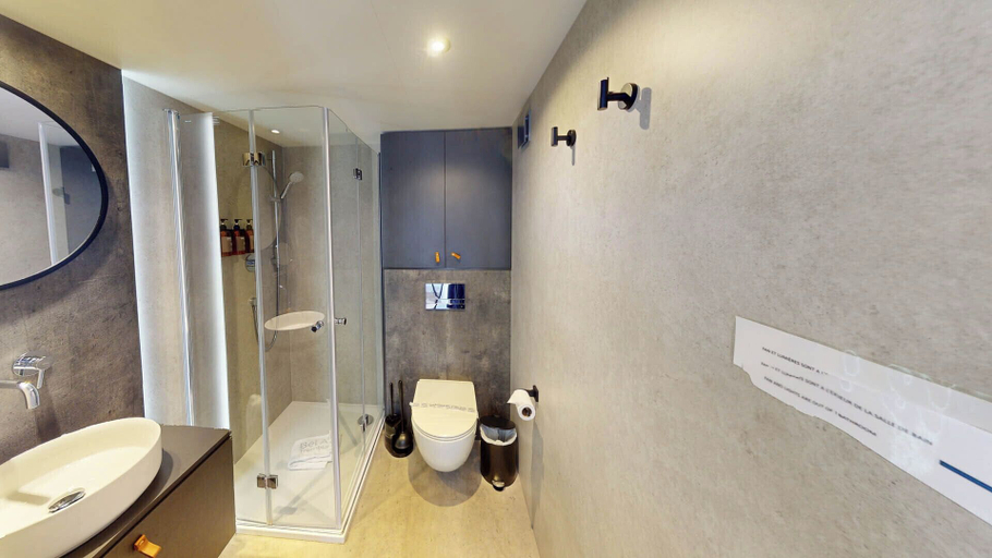 Bathroom 4, Bel Air Tremblant Resort, Les Laurentides