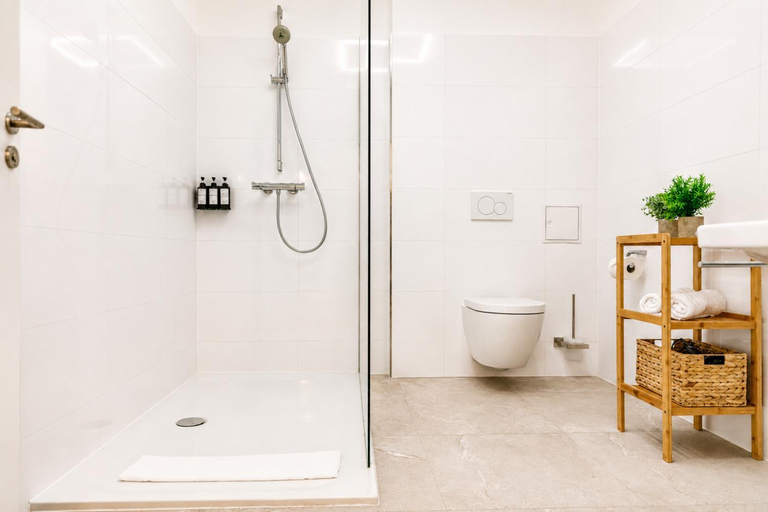 Bathroom 3, CABANA Deluxe Apartments & Suites CityCenter Oldenburg, Oldenburg