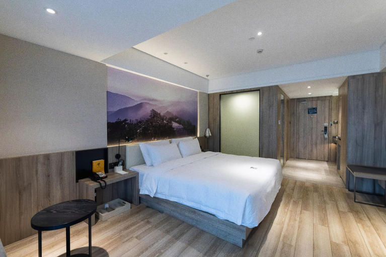 Bedroom 2, Atour Hotel Changsha Hongxing Desiqin, Changsha