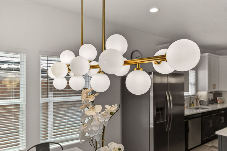 Room 3, Lovely and Stylish Modern Home Near Downtown, Bexar