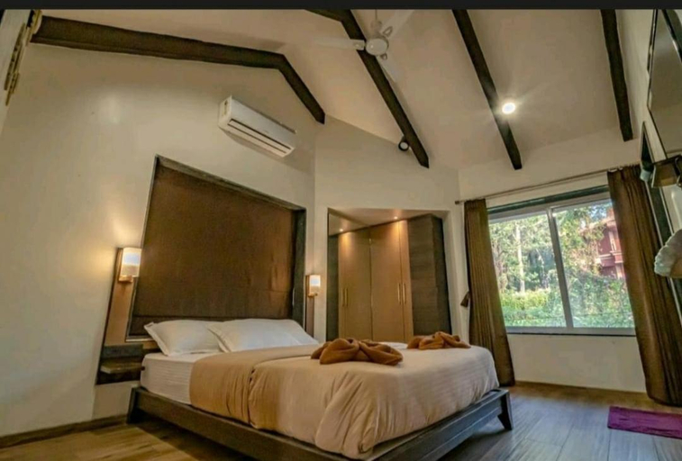 5, Leo villa, Satara