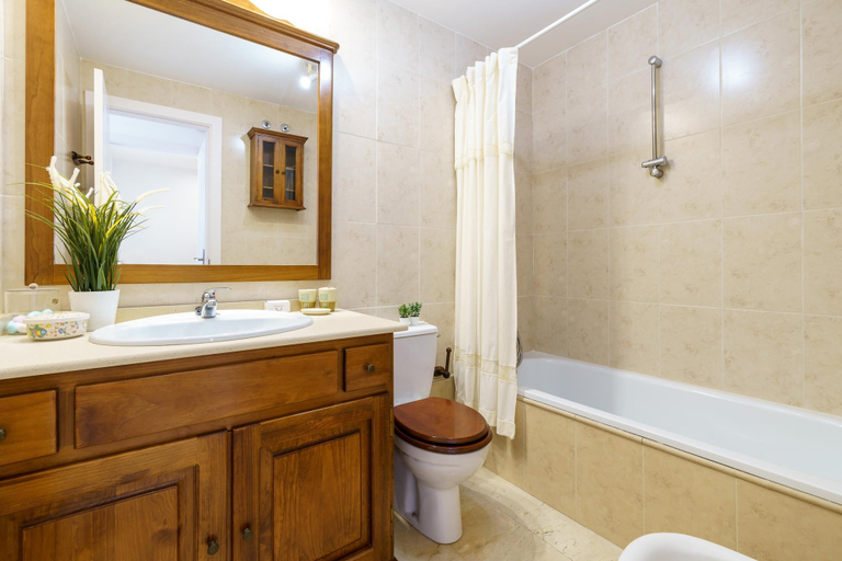 Bathroom 4, La Paloma With Pool, Málaga