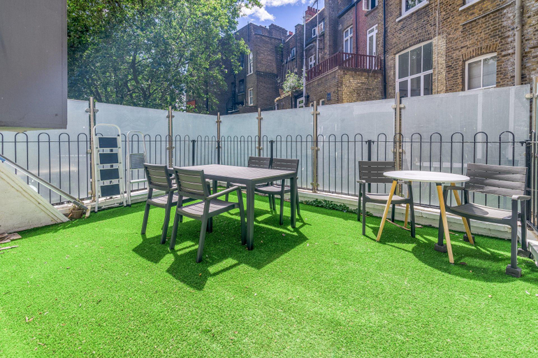 3, Gorgeous Hampstead Flat, London