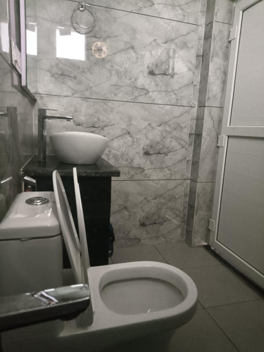 Bathroom 2, Himalayan Homestay, Kangra