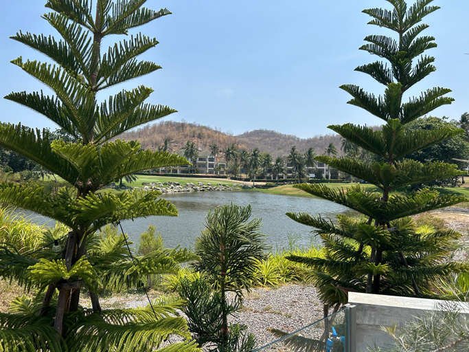 Garden 2, Villa UMA Hua Hin ChamAm, Cha-Am