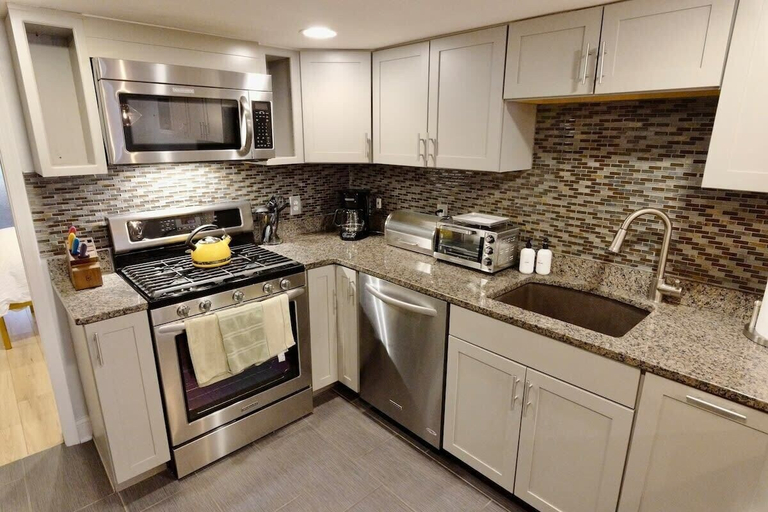 Interior 5, DC Beckons Darling Apt Sleeps 4, Washington D.C.