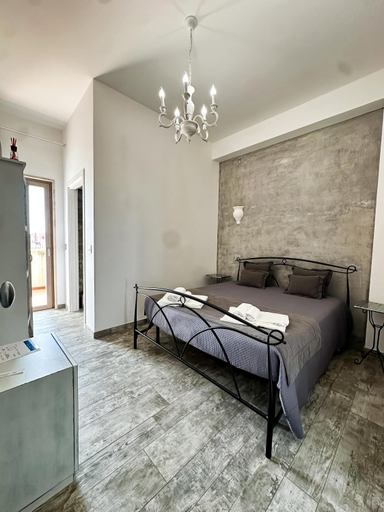 Bedroom 2, B&B Le Radici del Salento Luxury Rooms, Brindisi