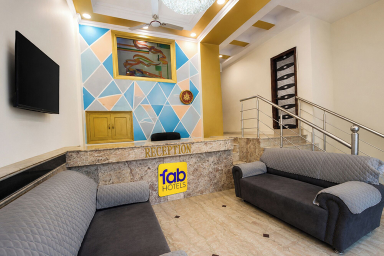 Reception 5, Fabhotel Le Sancy, Delhi