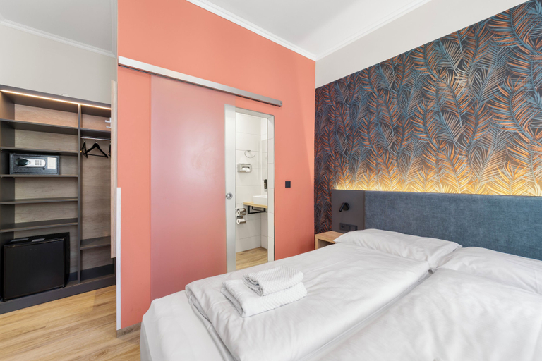 Bedroom 3, Sona Design Rooms City Center, Bamberg