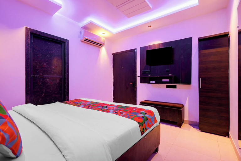 Room 2, FabHotel Royal Residency - Nr. Barra World Bank Crossing, Kanpur Nagar