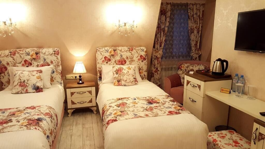 Room 5, X Seven plus Tbilisi, Tbilisi