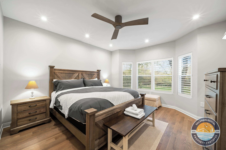 Interior 2, Pool, Beach Walk & Lake Views in Fontana, Walworth