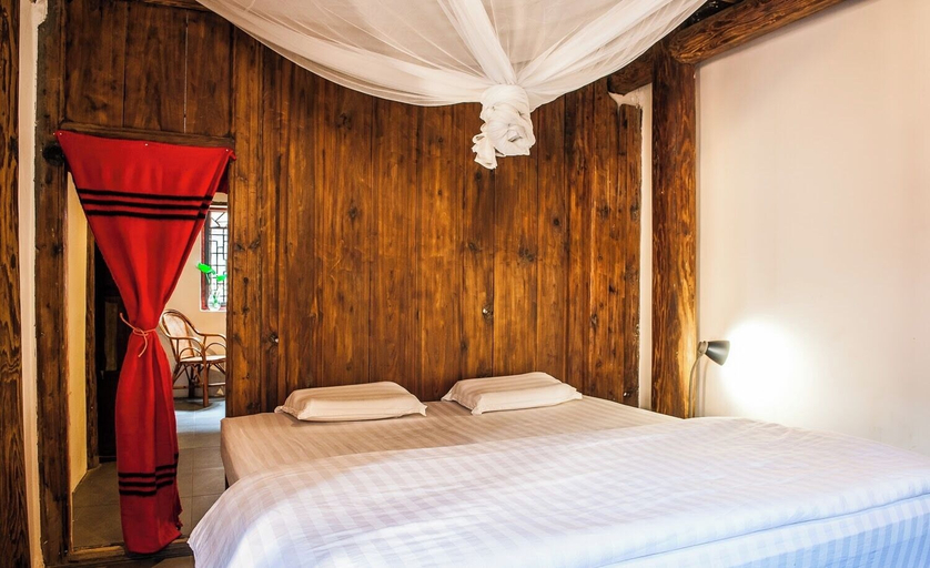 Room 5, Li river retreat house Laojia, Guilin