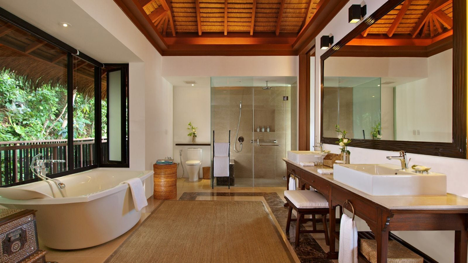 Bathroom 5, Pangulasian Island Resort, El Nido