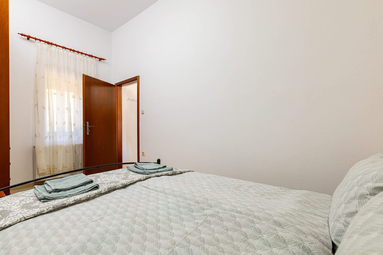 Room 4, Crete Charming Countryside Retreat Private Garden, Crete