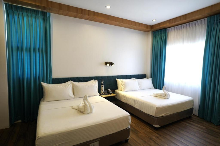 Bedroom 3, Lighthouse Point Hotel, Dumaguete City