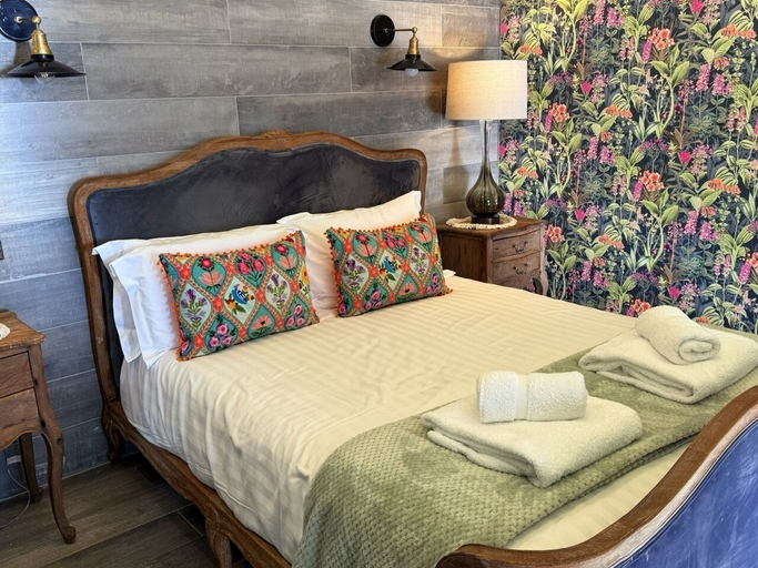 Room 2, The Old Post Office - B&B and Coffee Shop, Northumberland