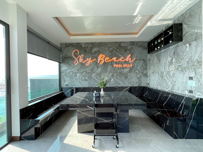 Family dining 5, Sky Beach Pool Villa Chanthaburi 2, Laem Sing