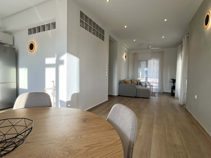 Room 2, Taygetos View - Bright Modern Retreat in Center, Peloponnese