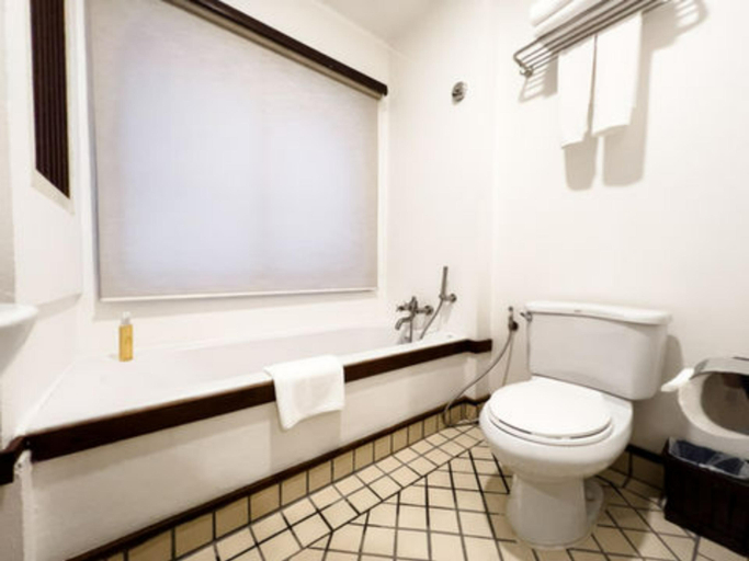 Bathroom 5, City Inn Vientiane, Vientiane