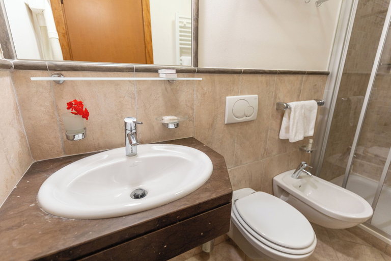 Bathroom 5, Hotel Miramonti Corvara, Bolzano