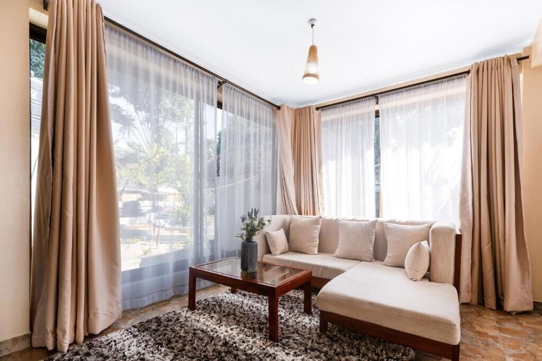 Living area 2, Ingoo Club, Ilala