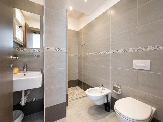 Bathroom, Hotel TYC, Rimini