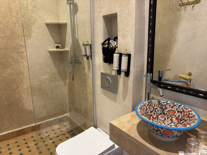 Bathroom 5, Riad Rozenn, Marrakech
