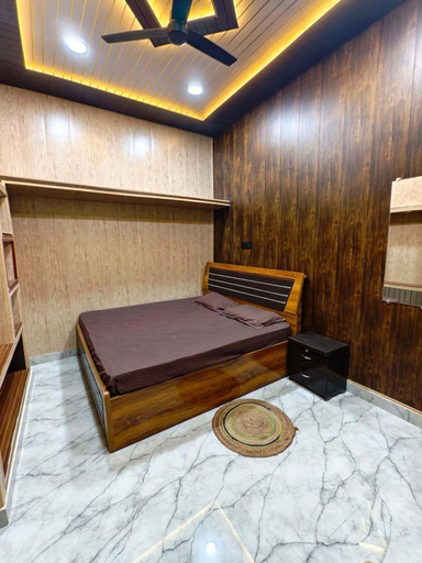 Room 2, RAINBOW INN, Varanasi