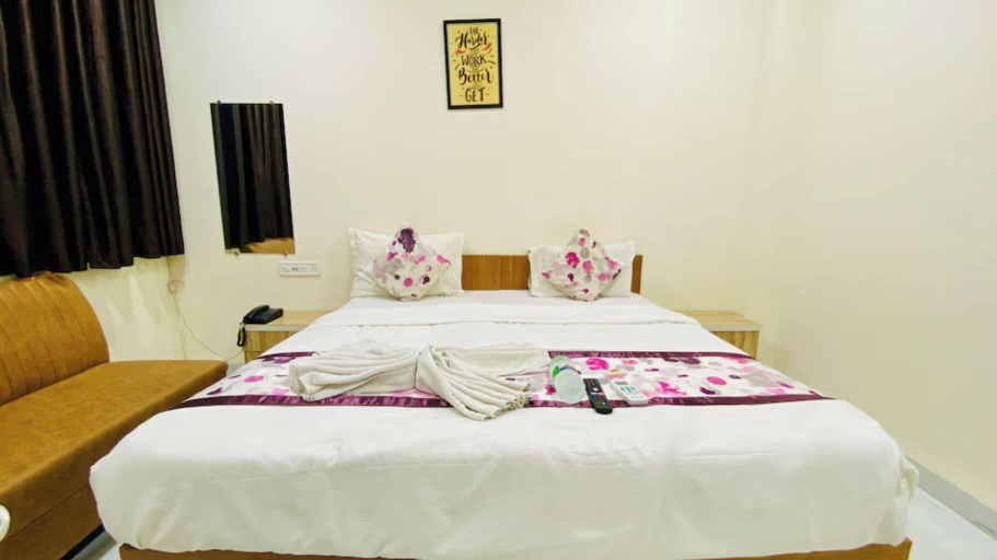 Others 5, The Cressida Hotel, Indore