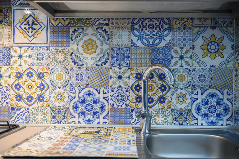 Others 5, Casa Maggio, Salerno