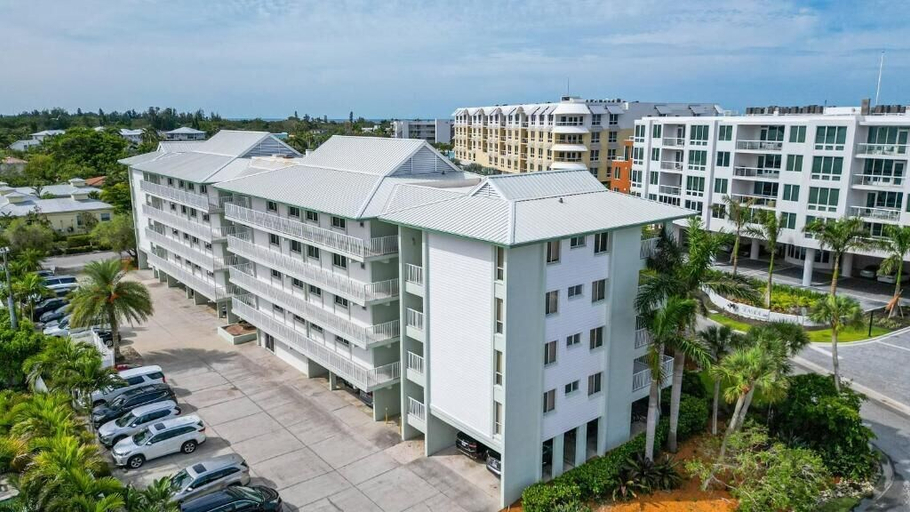 Exterior & Views 2, Calini Beach Club by Coolvacay, Sarasota