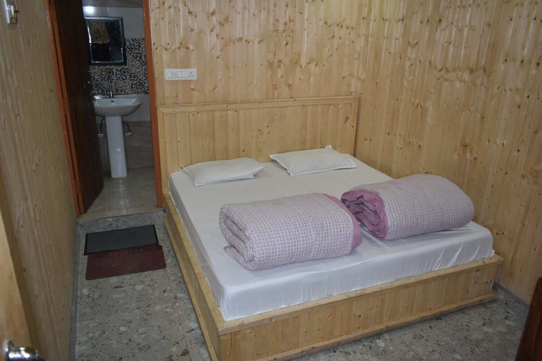 Room 4, Devdaar Cottage Gangotri, Uttarkashi