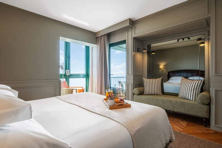 Room 4, Luxury Oceanfront Apt Reid s Gardens, Funchal