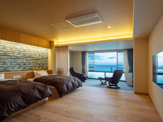 Bedroom, Ikeuo No Mifune, Minamichita