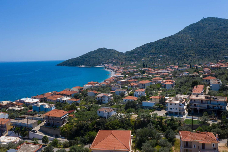 Food & Drinks 5, Laloudaki Apartments, Peloponnese