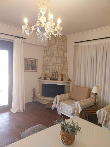 Others 5, Daphne Villas, Central Macedonia