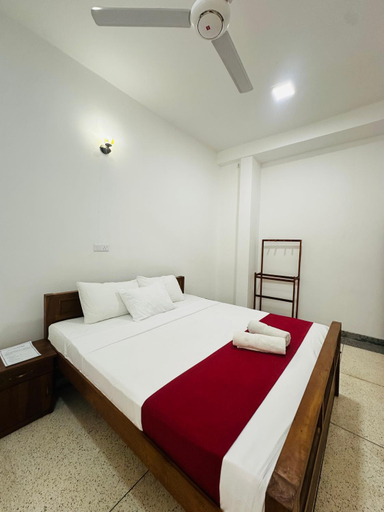 Bedroom 2, Malin Villa, N. Palatha East