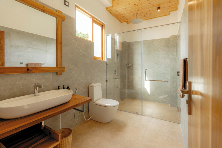 Bathroom 4, Ananthaya Beach, Tangalle