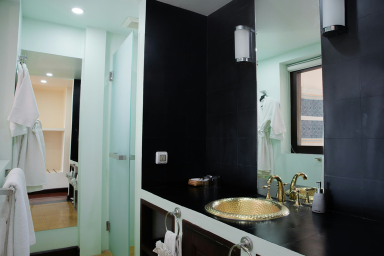 Bathroom 5, Parasol Blanc Hotel, Luang Prabang