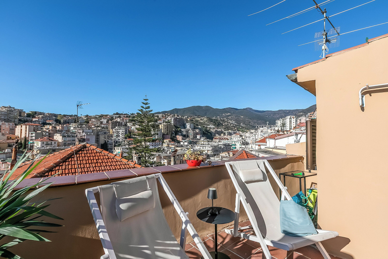 Property grounds, Piccola Pigna - Terrazza Vista Mare Sanremo Studio, Imperia
