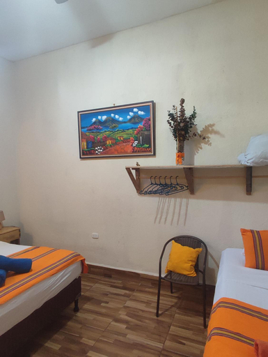 Bedroom 4, La Casa Colorada, Flores