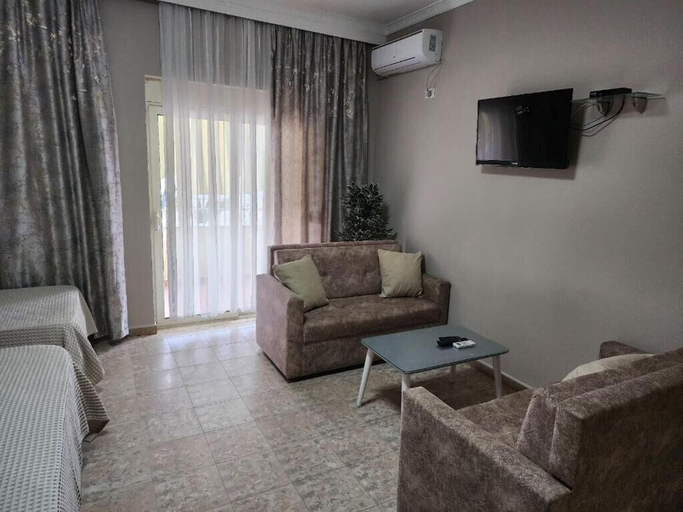 Others 5, Hotel Maren Durres, Durrësit