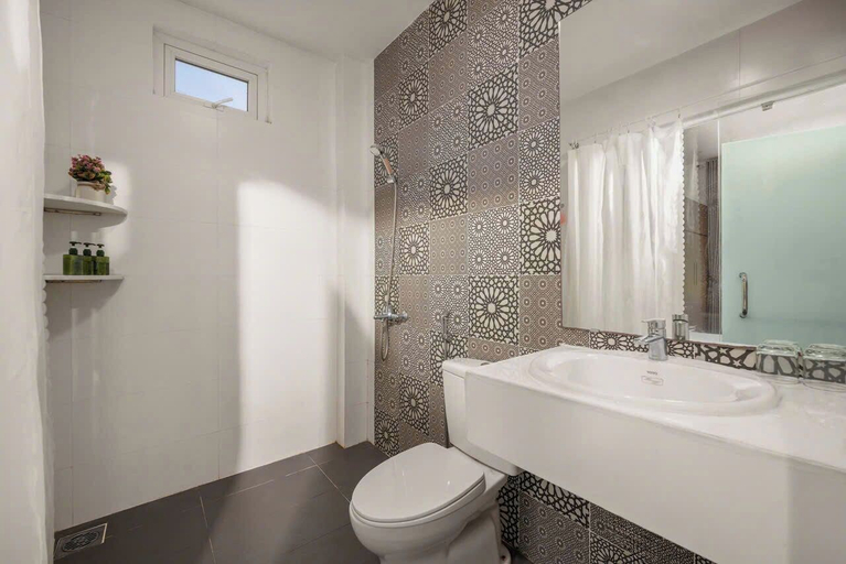 Bathroom 3, Cam On Beach 4-Bedroom Pool Villa, Da Nang