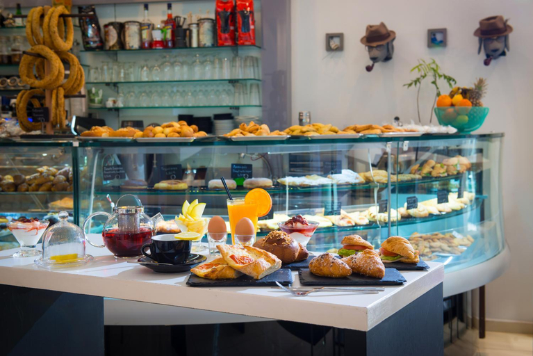 Food & Drinks 4, Loggia Suites by Good Life, Crete